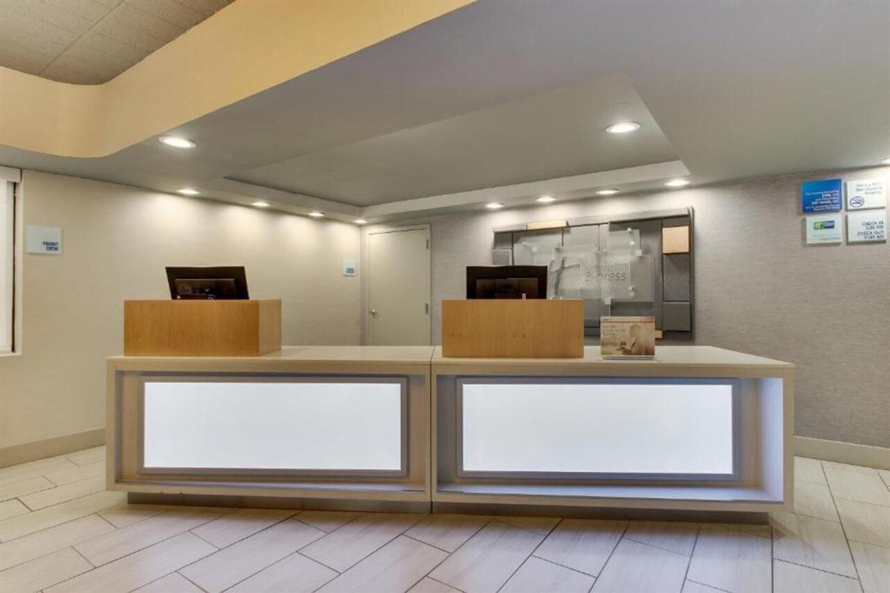 Holiday Inn Express Pittston - Scranton Airport By Ihg Extérieur photo