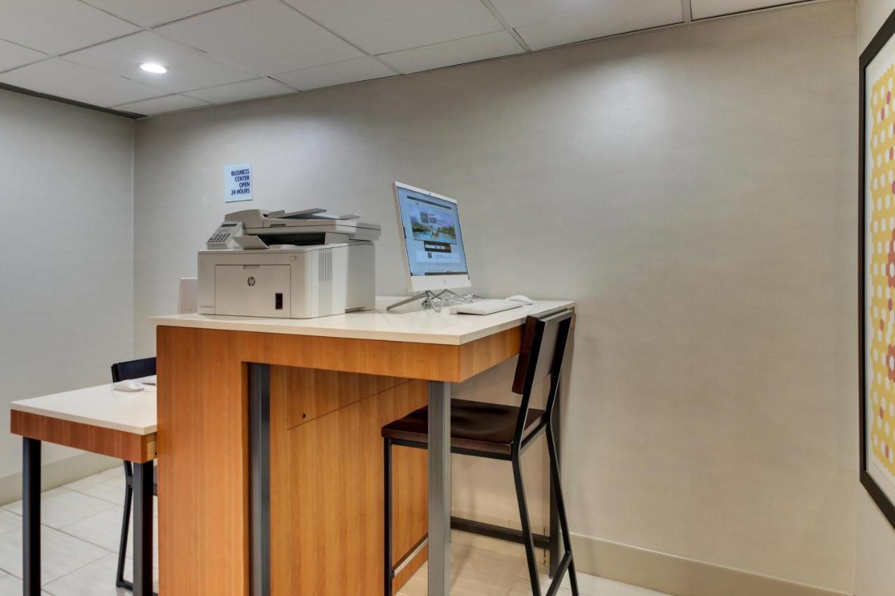 Holiday Inn Express Pittston - Scranton Airport By Ihg Extérieur photo