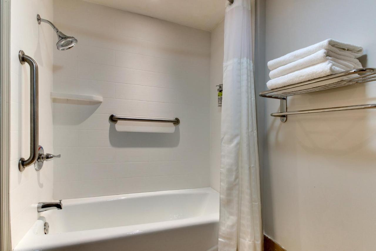Holiday Inn Express Pittston - Scranton Airport By Ihg Extérieur photo